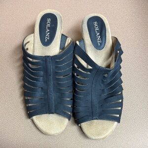 Solanz Black Women's Sandals